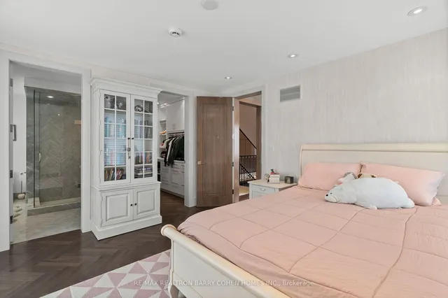 Additional image 23 of 330 Vesta Dr