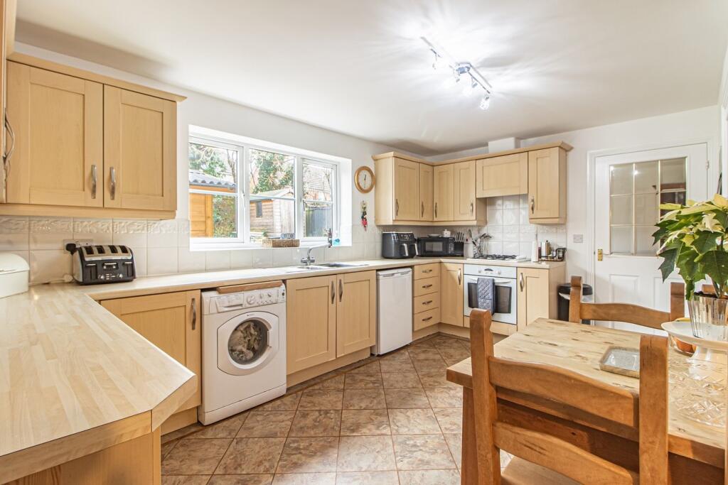 Additional image 6 of Acorn Close, Miskin, Pontyclun, CF72