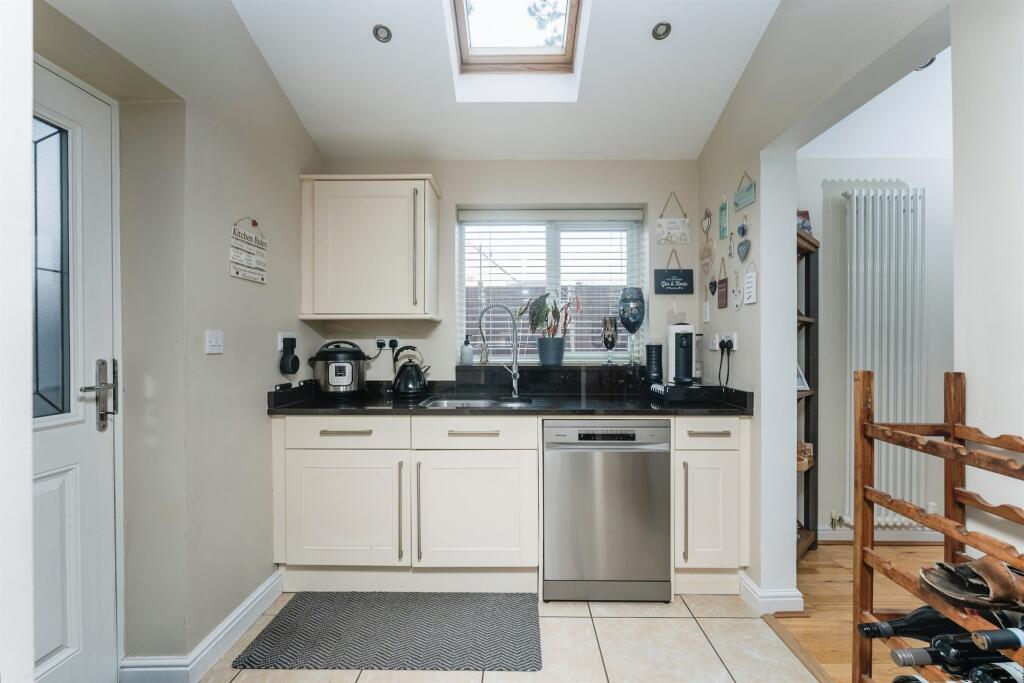 Additional image 11 of Vernon Close, Saughall, Chester