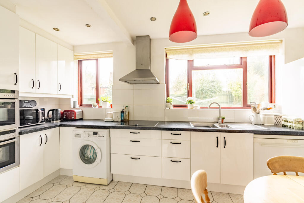 Additional image 5 of St. Leonards Crescent, Sandridge, St. Albans, AL4