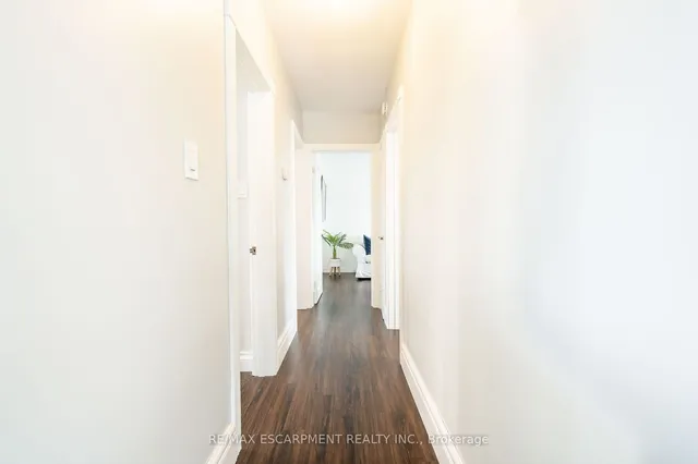 Additional image 13 of 5486 Randolph Cres