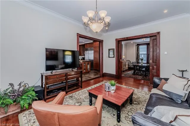 Additional image 12 of 33 Roland St