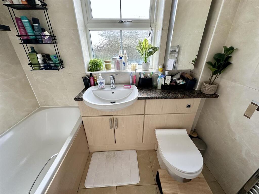 Additional image 22 of Johns Close, Studley