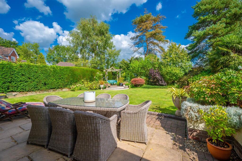 Additional image 4 of Ullenhall Street, Ullenhall, Henley-In-Arden