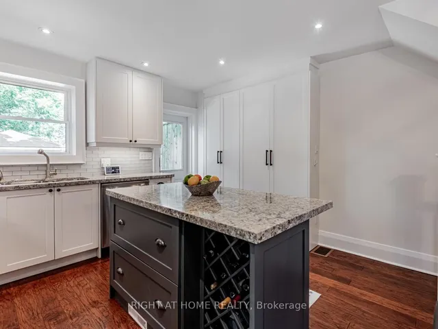 Additional image 15 of 98 Douglas Ave