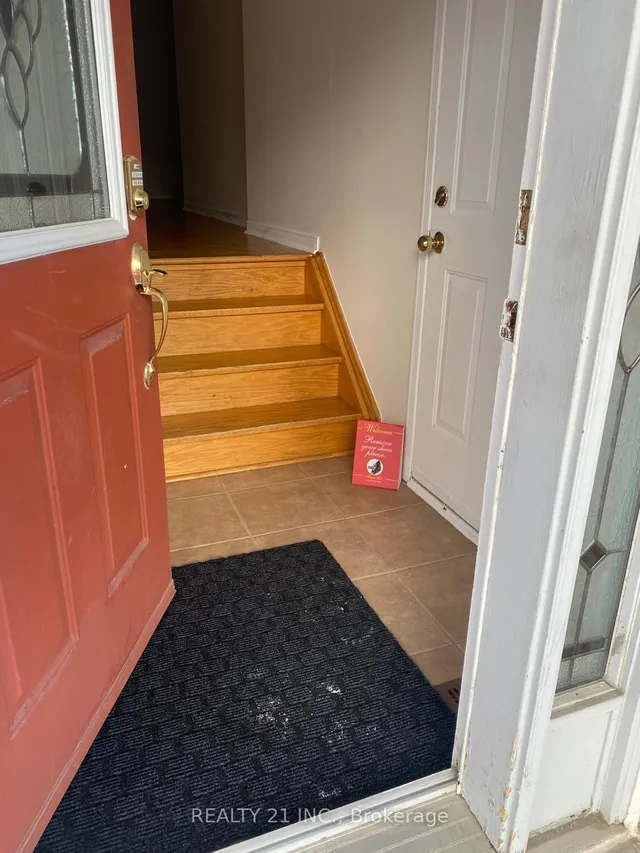 Additional image 2 of 76 Sweet Clover Cres