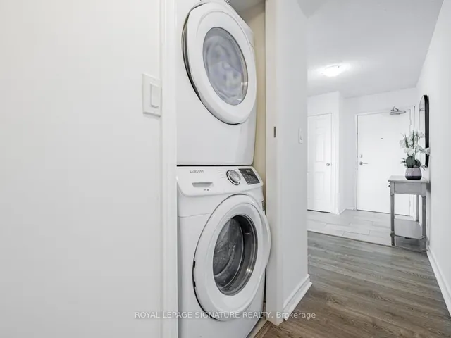 Additional image 16 of 260 Heath St Unit 1202