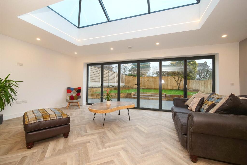 Additional image 10 of Woodlands Grove, Baildon, Shipley, West Yorkshire, BD17