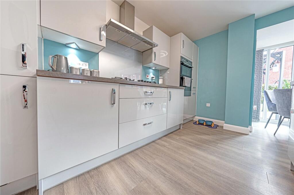 Additional image 6 of Collins Grove, Tamworth, Staffordshire, B78