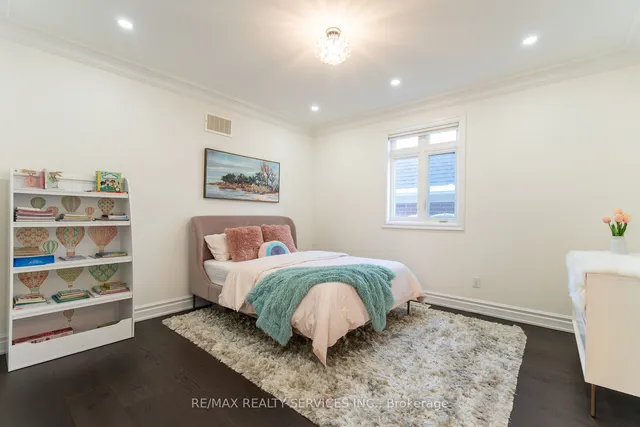 Additional image 38 of 9 Interlacken Dr