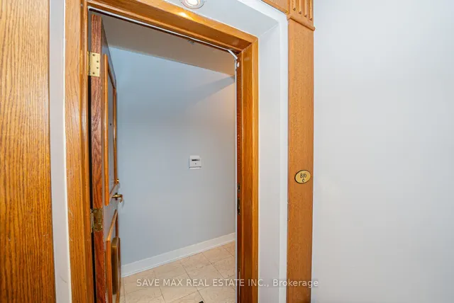 Additional image 5 of 8 Lee Centre Dr Unit 816