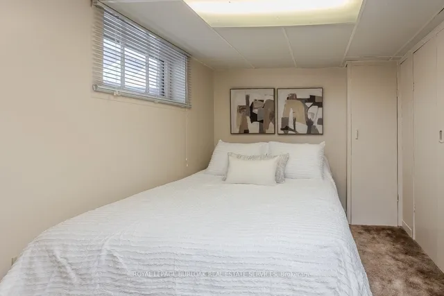 Additional image 38 of 993 Cloverleaf Dr