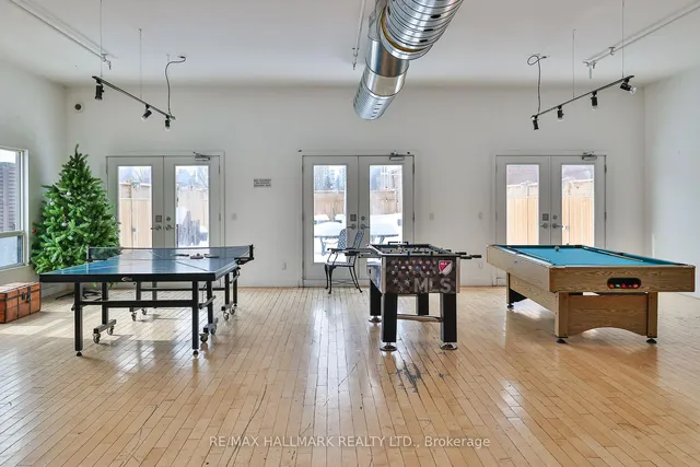 Additional image 35 of 326 Carlaw Ave Unit 215