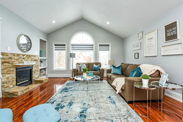 Additional image 18 of 92 Softneedle Ave