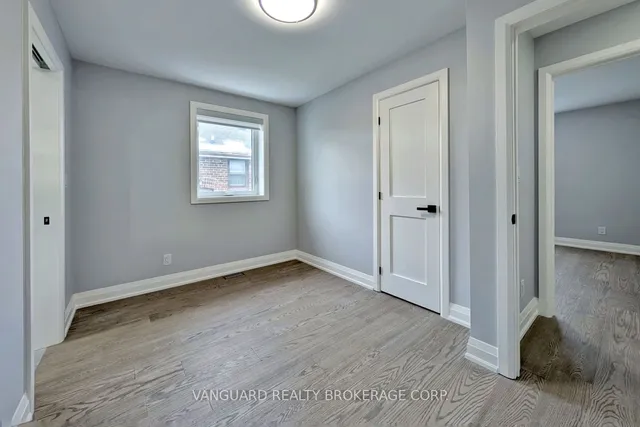 Additional image 19 of 14 Bradfield Ave