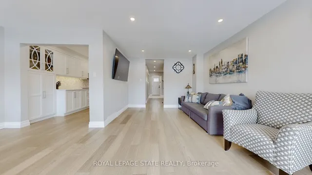 Additional image 5 of 4197 Longmoor Dr Unit 2