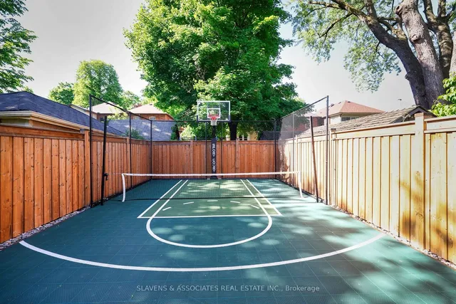 Additional image 28 of 34 Deloraine Ave