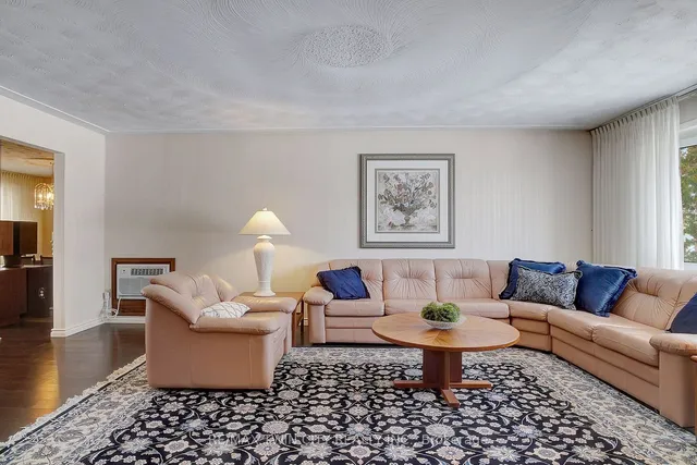 Additional image 6 of 28 Upper Canada Pl