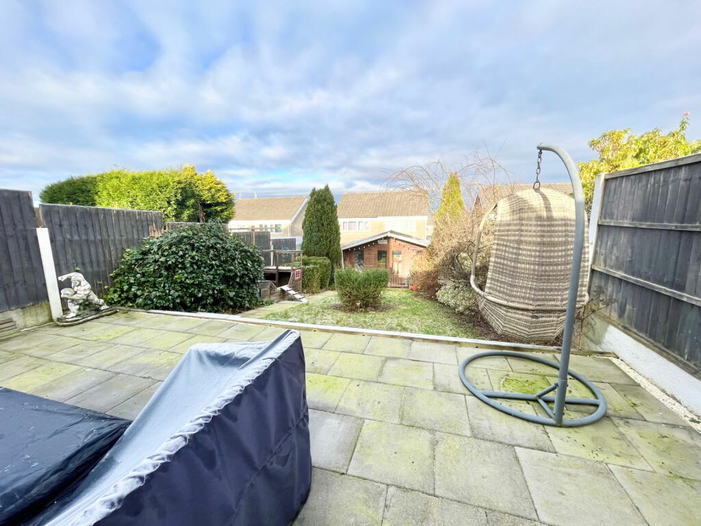 Additional image 18 of Pevensey Close, TIVIDALE, Oldbury.