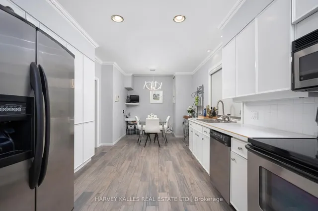 Additional image 16 of 17 Robinwood Ave