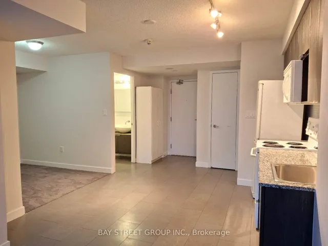 Additional image 8 of 15 Fort York Blvd Unit 1007