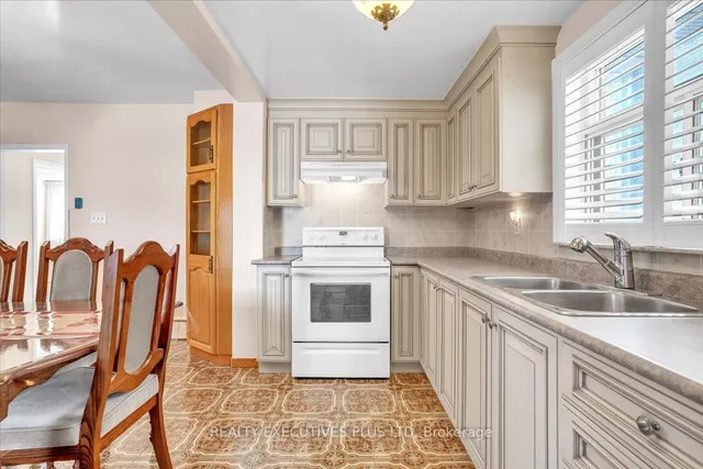 Additional image 21 of 30 Venn Cres