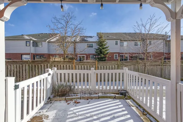 Additional image 6 of 1701 Lampman Ave Unit 404