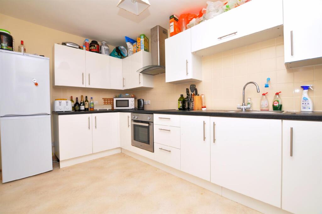 Additional image 2 of 00000035 Trendlewood Park