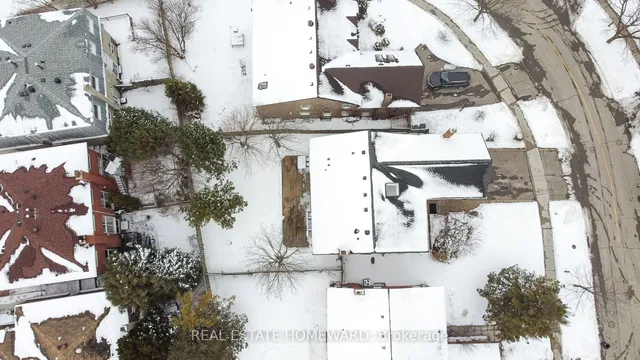 Additional image 38 of 335 Hidden Tr