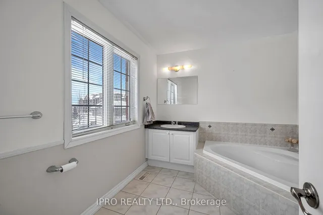 Additional image 20 of 280 Alexander Cres