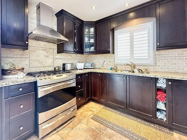 Additional image 15 of 31 Whiteway Crt