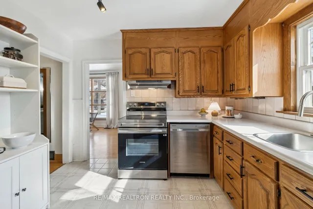 Additional image 14 of 14 Neilson Ave