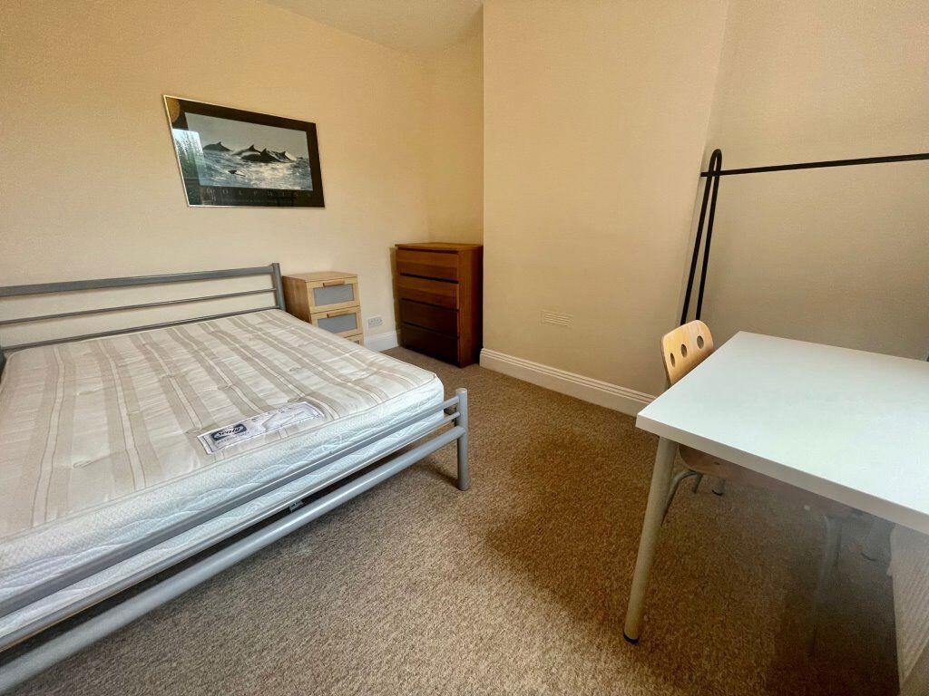 Additional image 11 of STUDENT FOUR DOUBLE BEDROOM, WINTON