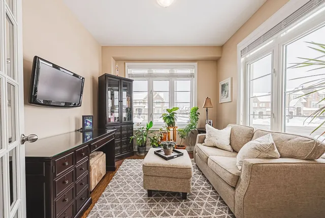 Additional image 9 of 1 Little Britain Cres