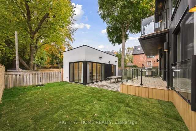 Additional image 38 of 4 Old Park Rd