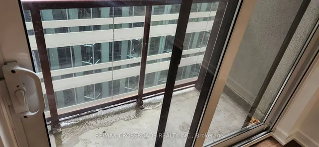 Additional image 16 of 85 Bloor St Unit 1406