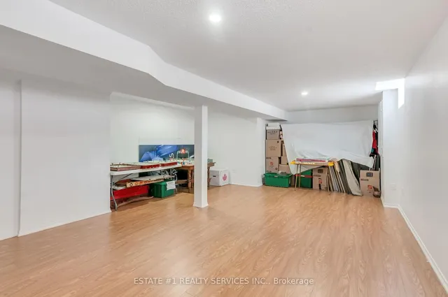 Additional image 34 of 54 Woodvalley Dr