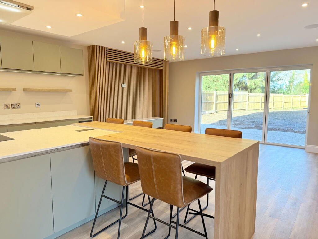 Additional image 7 of ASHLEIGH COACH HOUSE, Henley-in-Arden, Warwickshire, B95 5DL