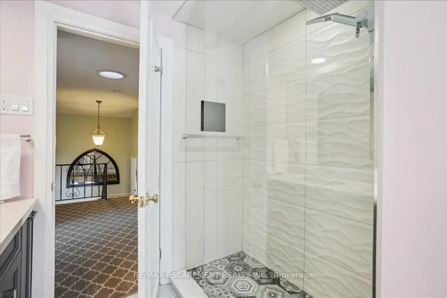 Additional image 30 of 300 Shoreview Rd