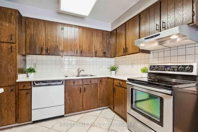 Additional image 18 of 14 Crowfoot Pl