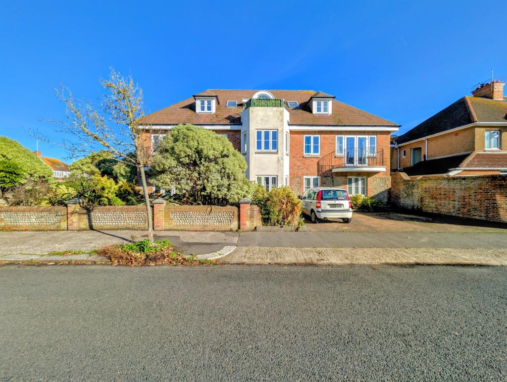 Wallace Avenue, Worthing