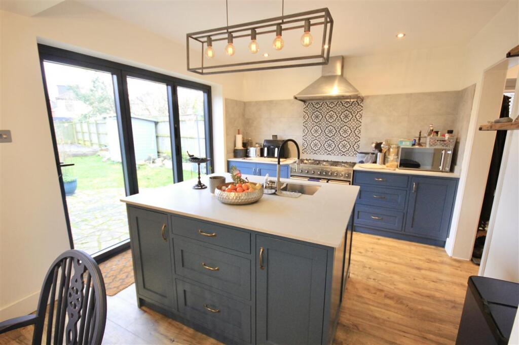 Additional image 7 of Victoria Avenue, Victoria Park, Bournemouth