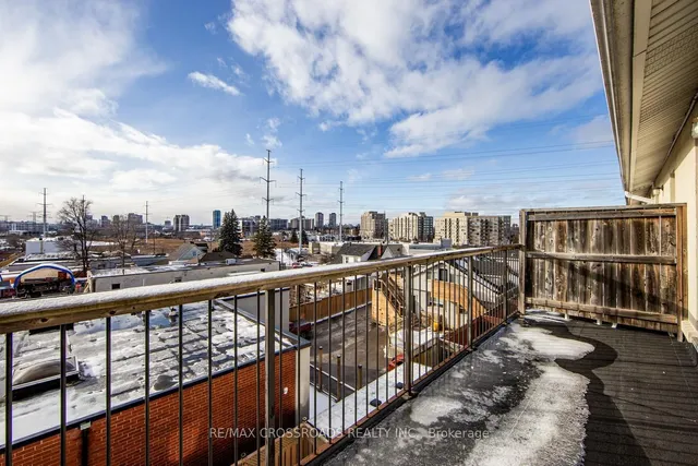 Additional image 34 of 114 Tisdale Ave