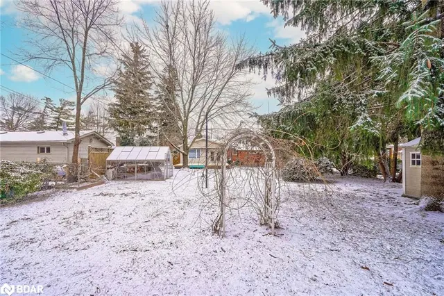 Additional image 50 of 428 Henderson Rd