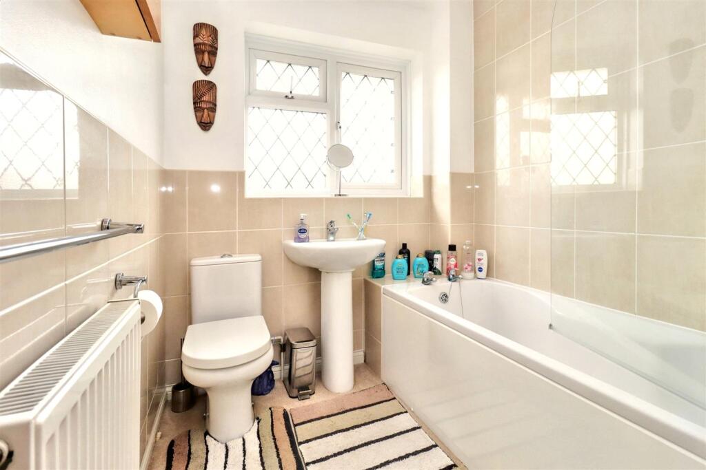 Additional image 6 of Popular family location in Clevedon