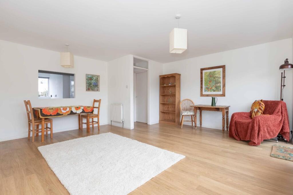 Additional image 20 of Kings Crescent, Shoreham-By-Sea