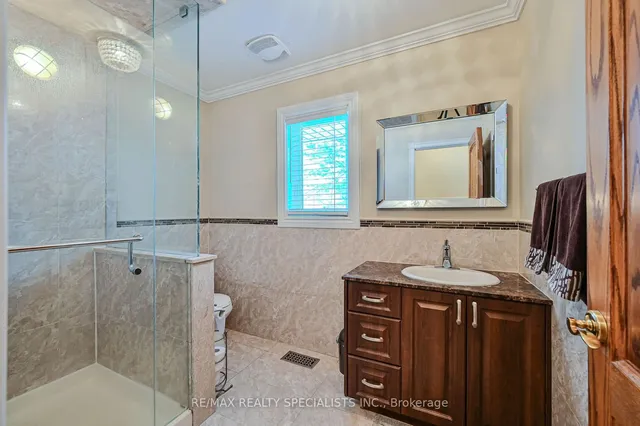 Additional image 33 of 6 Leone Lane