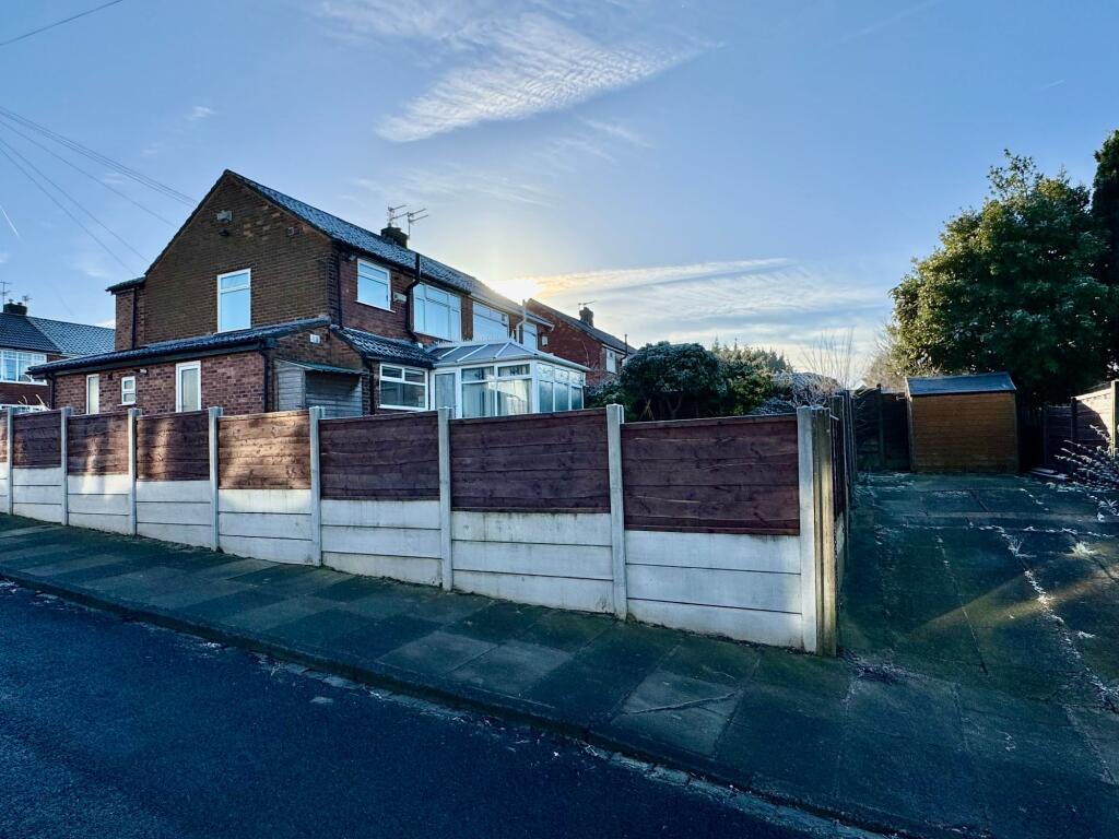 Additional image 28 of 2 South Close, Unsworth, Bury BL9