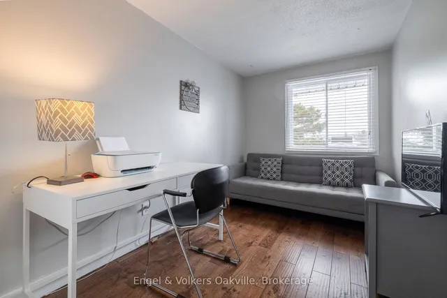 Additional image 20 of 1 Geraldine Crt