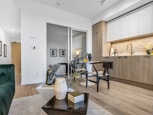 Additional image 6 of 2020 Bathurst St Unit 1912